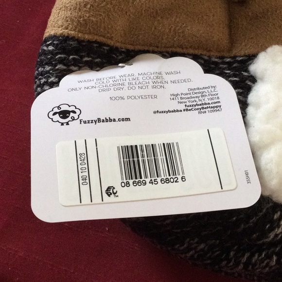 Fuzzy Babba Men’s Slipper Socks - Picture 4 of 5